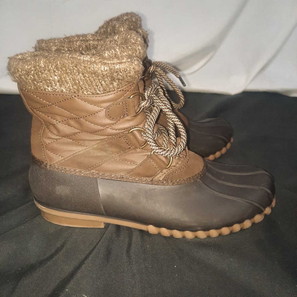 Bear Traps Fona  Chocolate Brown Quilted sides/Ton